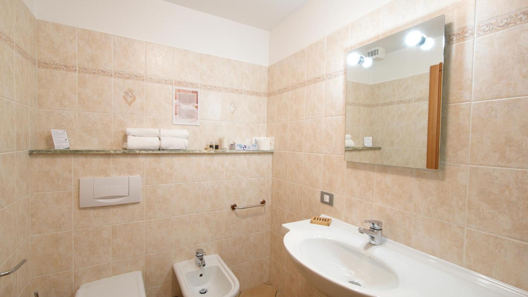 Albergo Ristoro Sitten - 2300 Mt Грессоне-Ла-Триніте Екстер'єр фото
